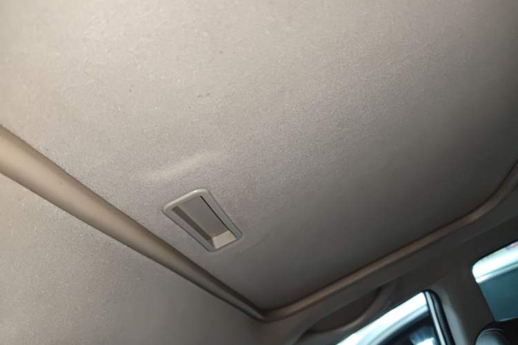 Used Chery Tiggo 3 2015 1.6L Manual Zhishang Commemorative Edition Headliner