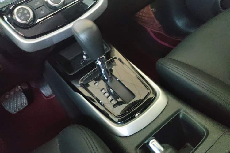 Used Nissan Tiida 2019 1.6L CVT Cool Edition China VI Standard