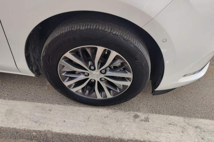 Used Buick GL8 2021 ES Land Cruiser 653T Luxury Edition
