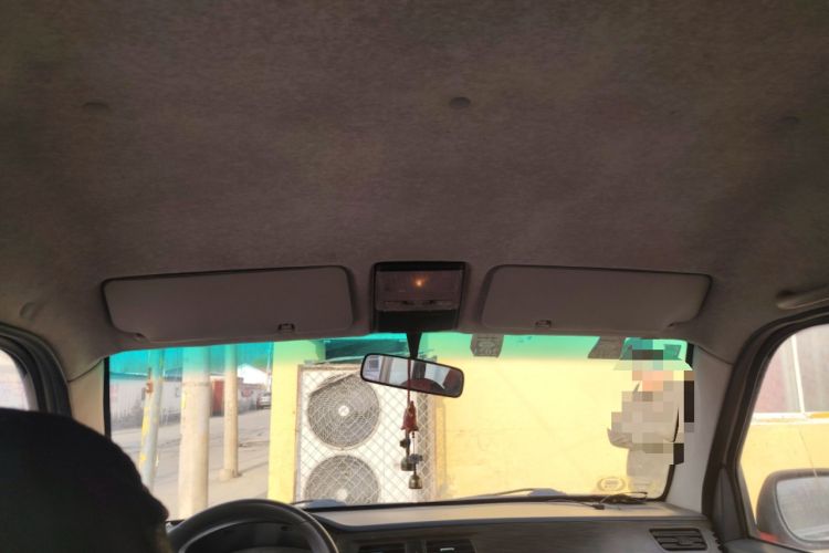 Used Jinbei Hiace X30 2013 1.3L Comfort Model