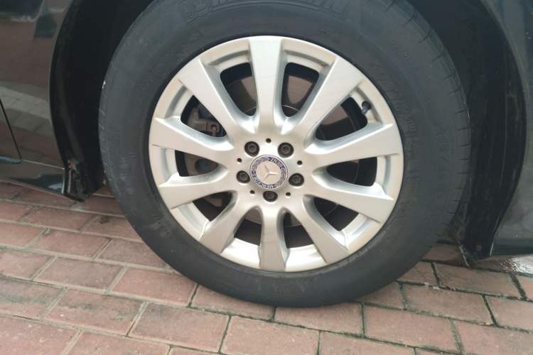 Used Mercedes-Benz R-Class 2011 R 350 L 4MATIC