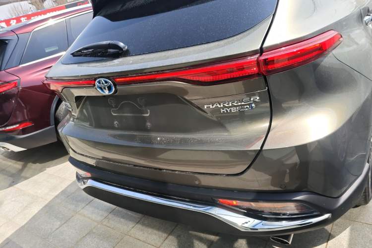 Used Toyota Harrier 2022 Dual-Engine 2.5L CVT Four-Wheel Drive Flagship Edition
