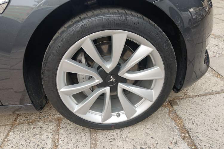 Used Tesla Model 3 2019 Standard Range Rear-Drive Upgraded Version
