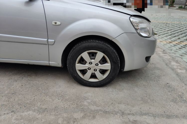 Used Kia Rio 2007 1.4L MT GL Right Front Wheel Hub