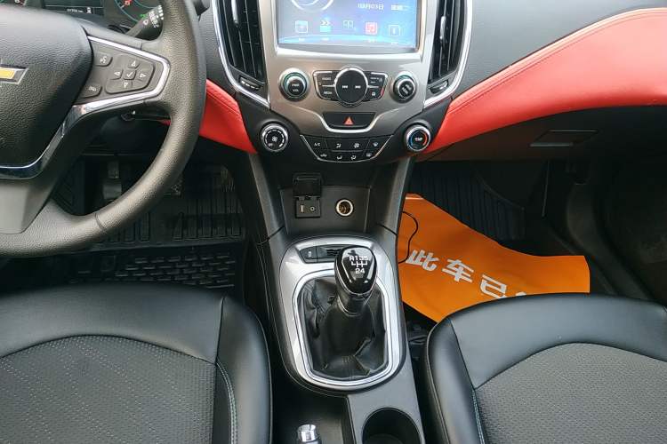 Used Chevrolet Cruze 2015 1.5L Manual Elite Edition
