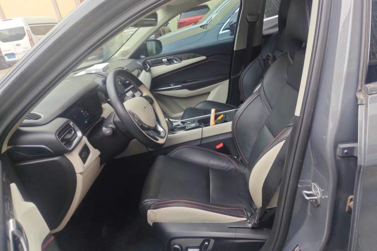 Used Lynk & Co 02 2018 1.5T DCT Two-Wheel Drive Zhaopu Version China V Standard