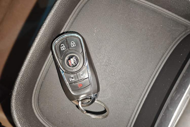 Used Buick GL8 2021 ES Land Cruiser 653T Luxury Edition
