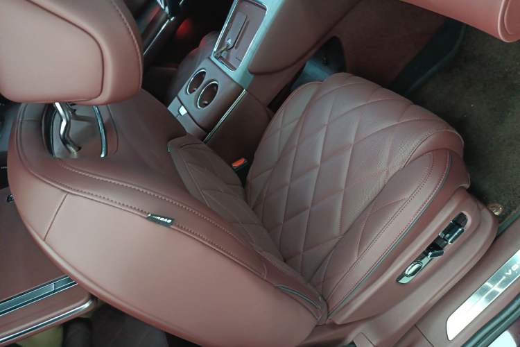 Used VOYAH Titan 2026 Model Max+ Right Front Seat