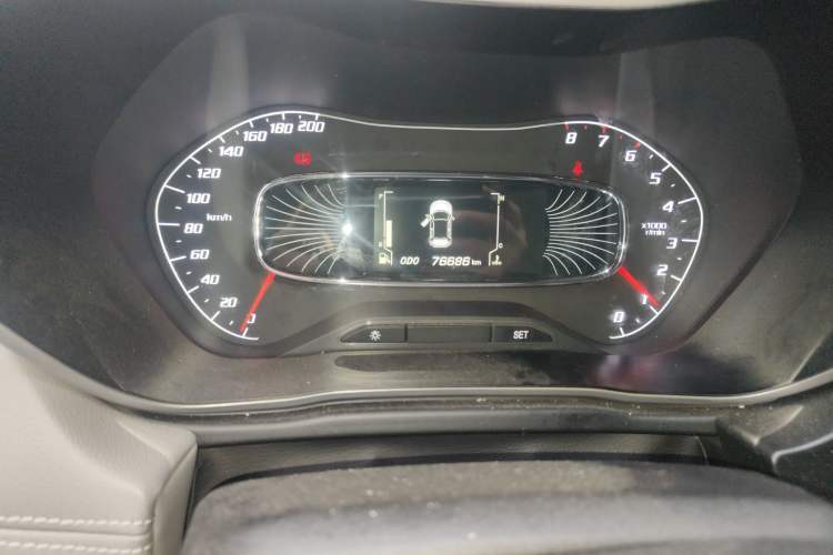 Used Baojun 510 2017 1.5L manual Comfort trim