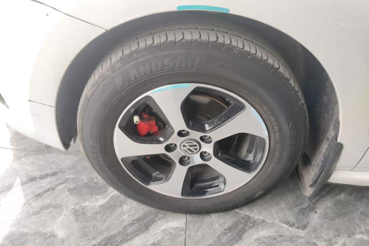 Used Volkswagen Polo 2018 1.5L Automatic Advanced Driving Model Left Front Wheel Hub