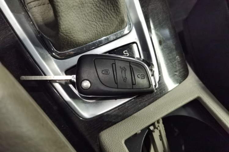Used Citroen C5 2014 2.0L Automatic Zunyue Model Vehicle Key