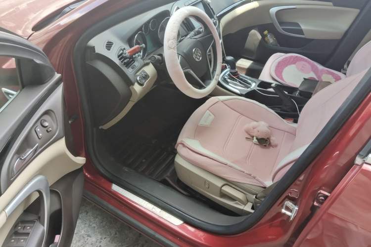 Used Buick Regal 2015 2.0L Leading Fashion Edition