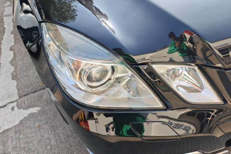 Used Mercedes-Benz E-Class 2010 E 300 L Fashion Model