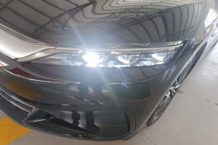 Used BYD Han 2025 DM-i Intelligent Driving Edition 125KM LiDAR Flagship Model
