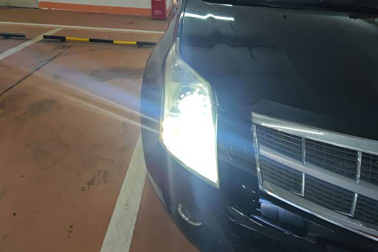 Used Cadillac SRX 2011 3.0L Luxury Model