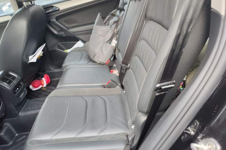 Used Volkswagen Tiguan L 2020 330TSI Automatic Two-Wheel Drive Panoramic Comfort Edition China VI Standard