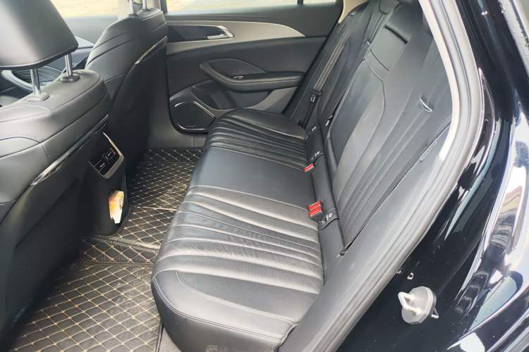 Used Hongqi H5 2023 2.0T Automatic Smart Connect Flagship Edition