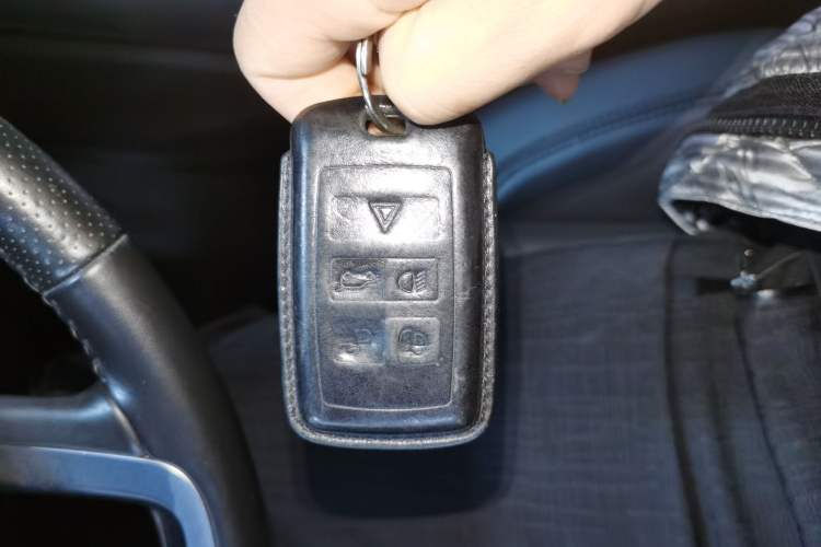 Used Land Rover Range SportNew Energy 2018 P400e Interior 1