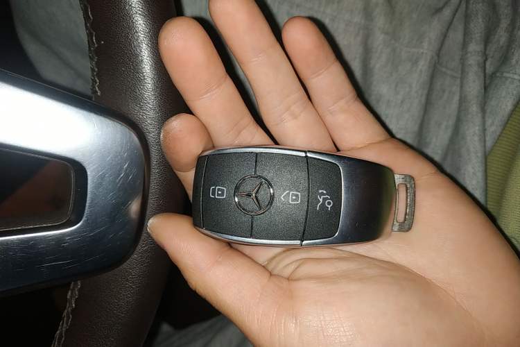 Used Mercedes-Benz GLC 2022 Facelift GLC 260 L 4MATIC Luxury Edition