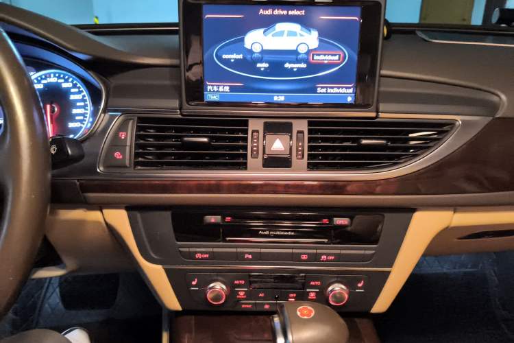 Used Audi A6L 2012 30 FSI Comfort Model Audio And AC Panel