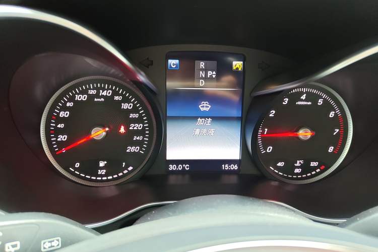 Used Mercedes-Benz GLC 2017 GLC 260 4MATIC Dynamic Edition Instrument Cluster