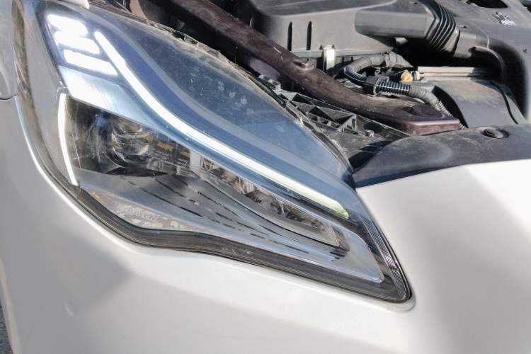 Used Maserati President 2017 3.0T Standard Model Right Front Headlight