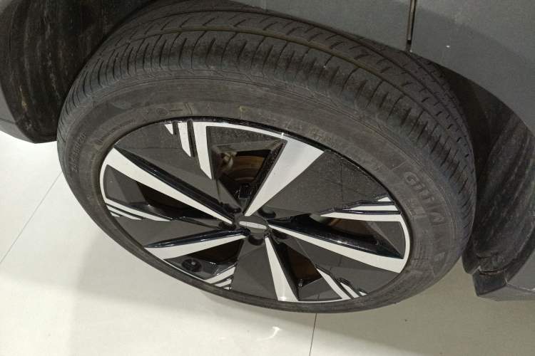 Used Geely Auto FX11 2024 1.5TD DCT Flagship Edition