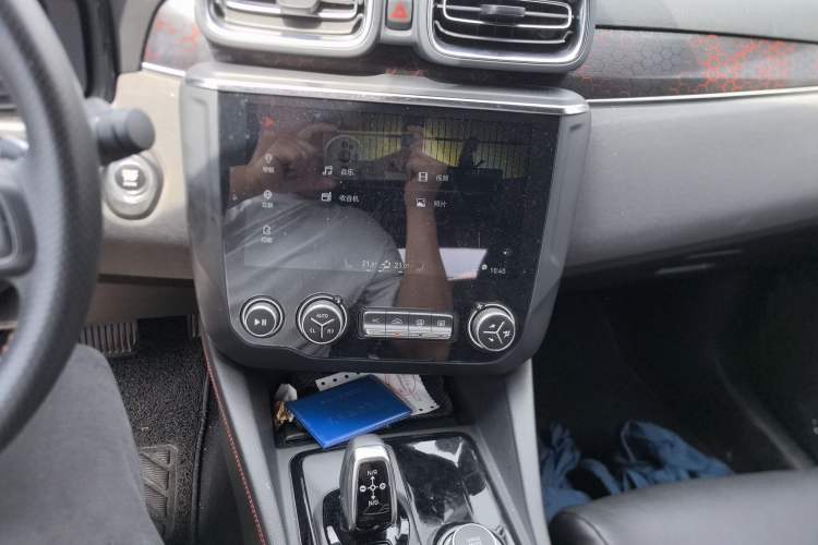 Used Lynk & Co 03 2019 2.0TD Automatic Trend Edition Audio And AC Panel