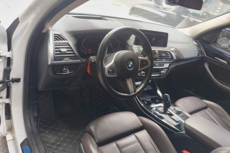 Used BMW X3 2020 xDrive30i Luxury Model with M Sport Package
