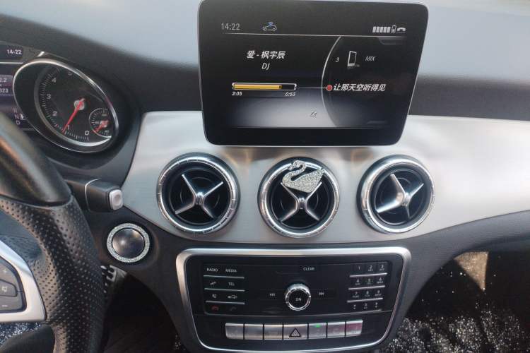 Used Mercedes-Benz CLA 2018 CLA 220 4MATIC
