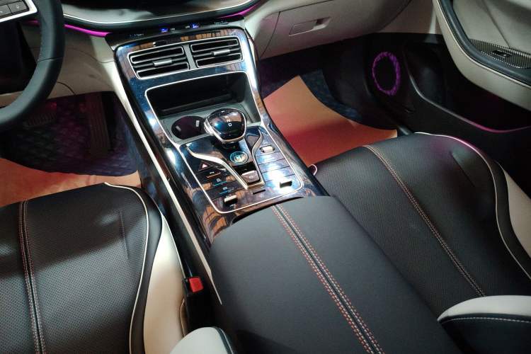 Used BYD Qin PLUS 2023 Champion Edition DM-i 55KM Superior Model
