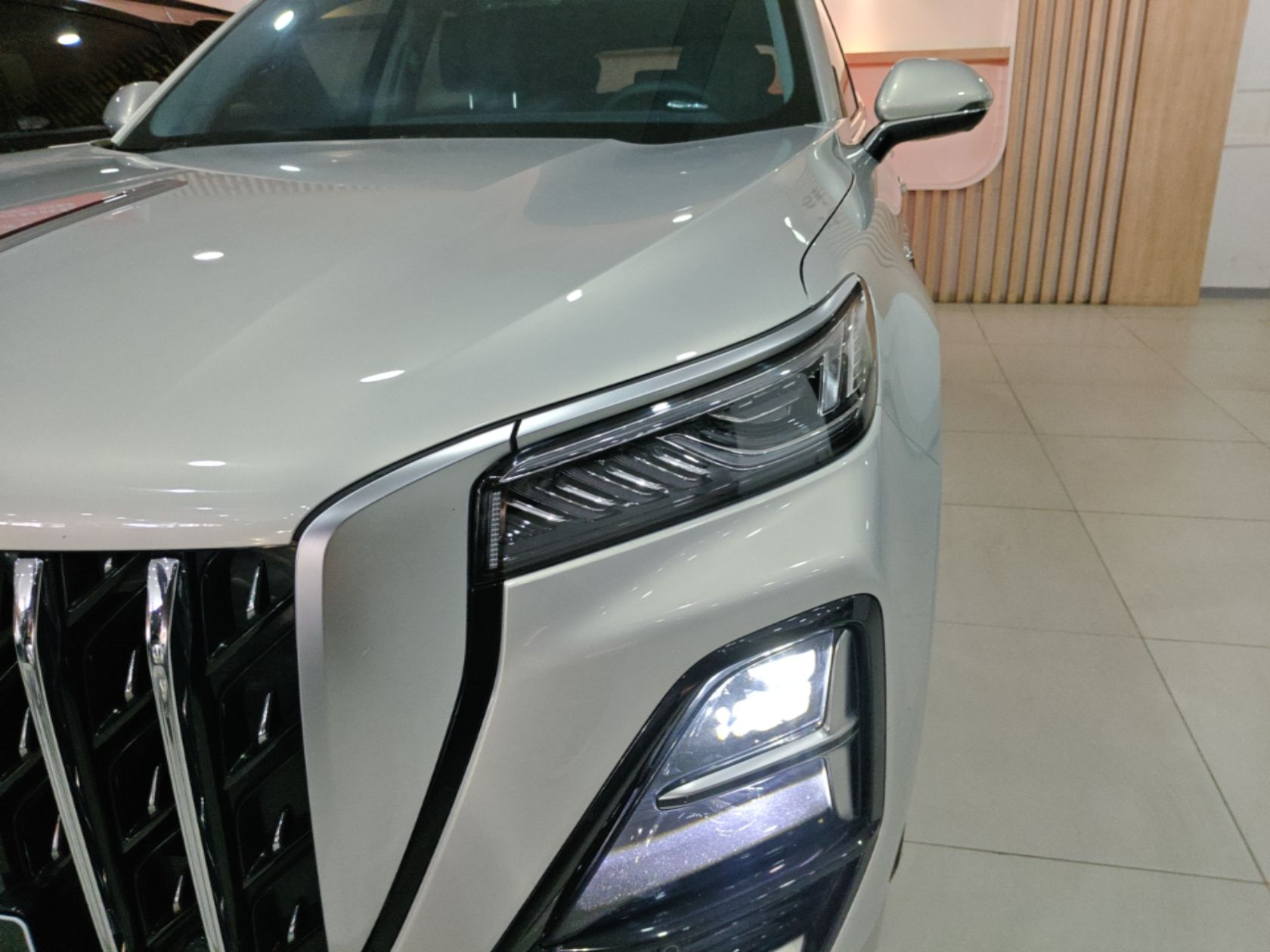 Hongqi HS5 2023 2.0T Qixiang Pro Edition — снимка 8