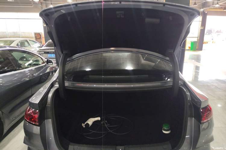 Used BYD Qin L 2024 DM-i 80KM Beyond Model Trunk