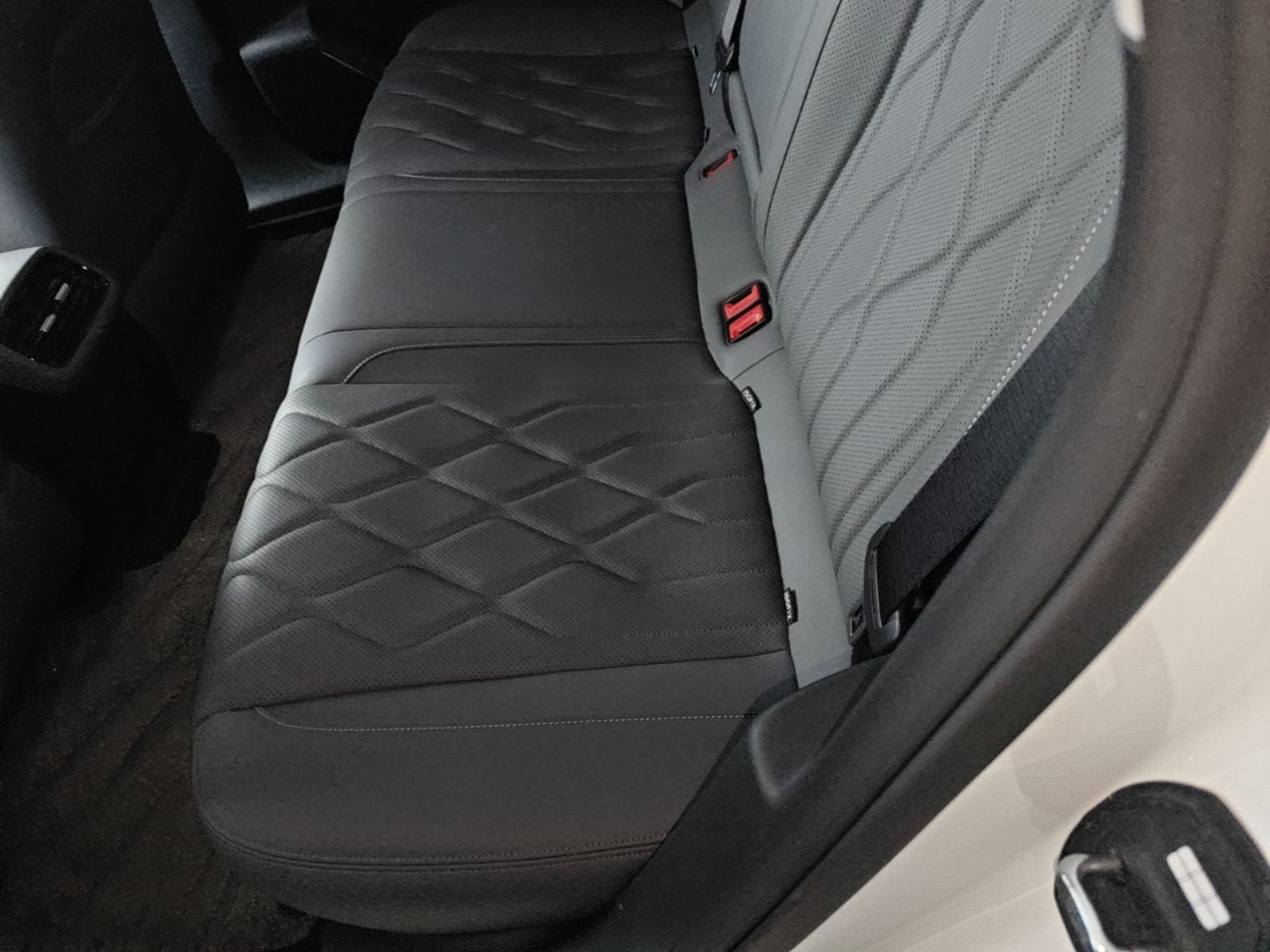Geely Galaxy A7 2025 Model EM-i 150km Long-Distance Edition — снимка 20