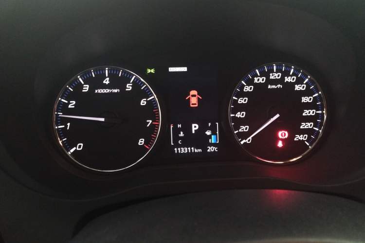 Used Mitsubishi Outlander 2016 2.4L 4x4 Elite Edition 5 Seats Instrument Cluster
