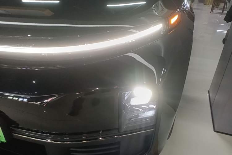 Used Li Auto L7 2025 Max Smart Refresh Edition Left Front Headlight