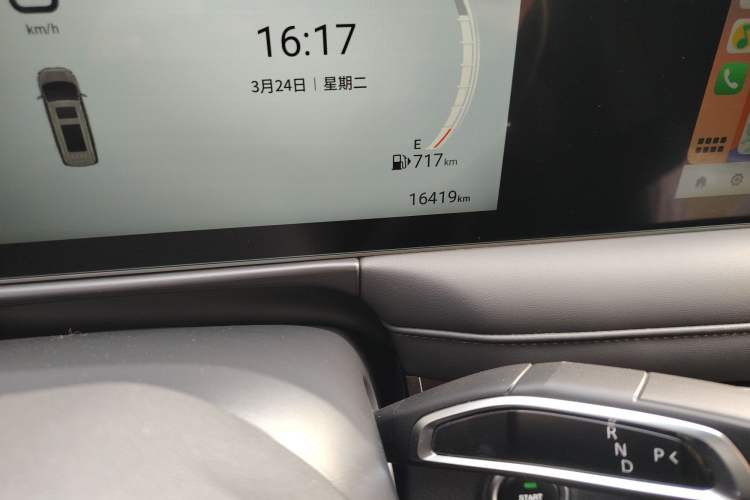 Used SAIC MAXUS G10 2025 MAX 2.0T Automatic Executive Edition Gasoline 7-Seater Odometer Close Up