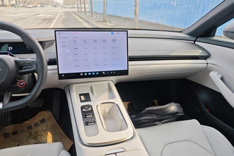 Used Xiaomi Auto SU7 2024 Rear-Drive Long-Range Intelligent Driving Version