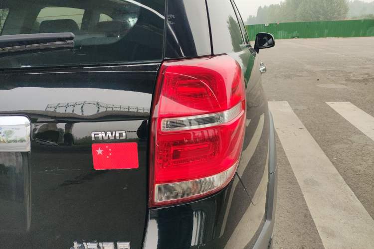 Used Chevrolet Captiva 2017 2.4L 4x4 Flagship Edition 7-Seater