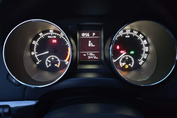Used Skoda Yeti 2016 1.4TSI DSG Advanced Edition Instrument Cluster