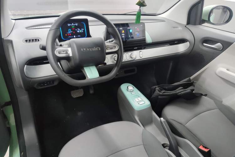 Used CHANGAN NEVO Lumin 2022 155 km – Refreshingly Sweet Edition Center Console