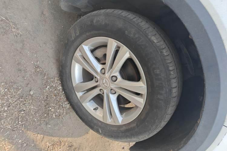 Used HYOSOW S3 2016 S3L 1.5L Manual Prestige Edition
