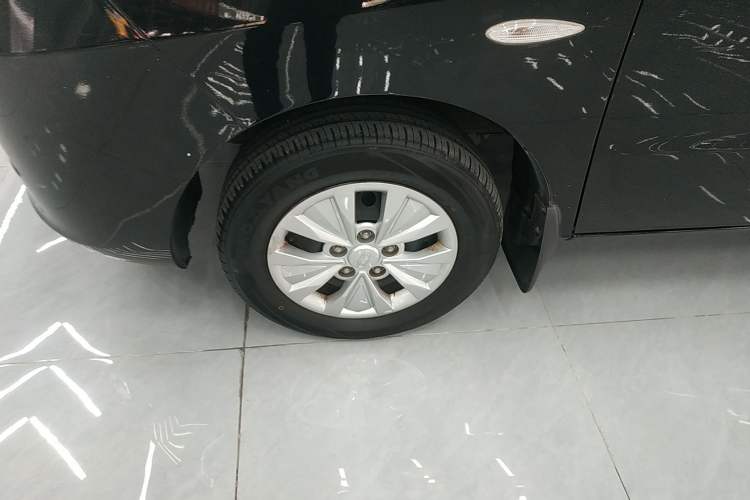 Used JAC Refine M3 2019 Creator Edition 1.8L Luxury Model Exterior 7