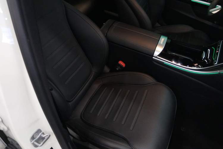 Used Mercedes-Benz C-Class 2024 Restyled C-Class 260 L Sport Edition Right Front Seat