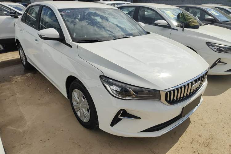 Used Geely Auto Emgrand 2025 4th Generation 1.5L Manual - Starry Edition