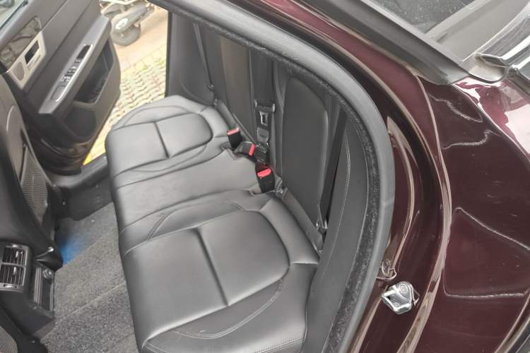 Used Jaguar XFL 2020 XFL 2.0T P200 Two-Wheel-Drive Elite Edition Left Rear Seat