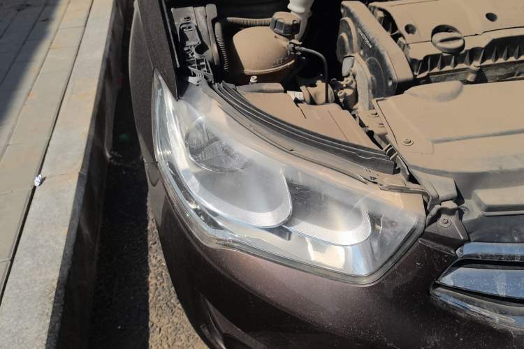 Used Citroen Elysee 2015 Qishang Edition 1.6L Automatic Fashion Model