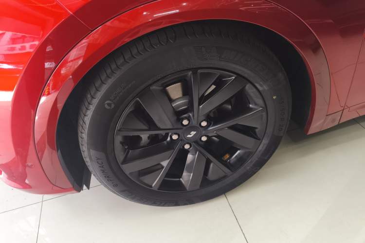 Used Li Auto L7 2023 Max model Left Front Wheel Hub