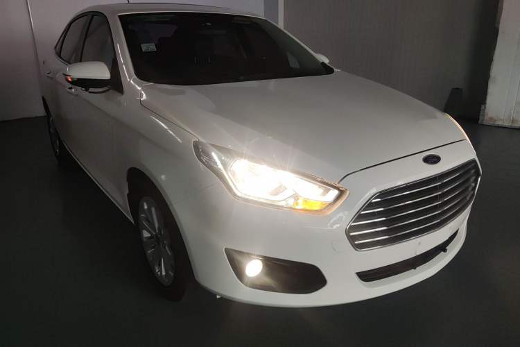 Used Ford Escort 2017 Happiness Edition 1.5L Automatic Fashion Version