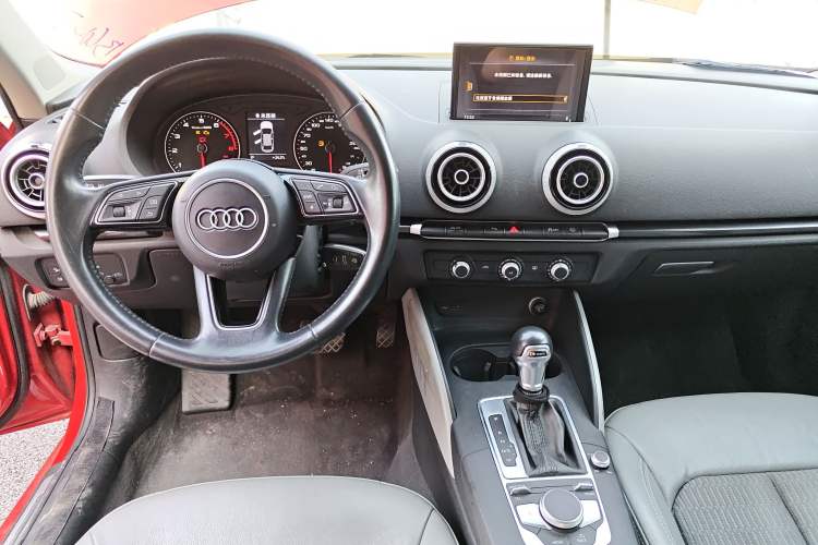 Used Audi A3 2018 30th Anniversary Edition Limousine 35 TFSI Fashion Model Center Console